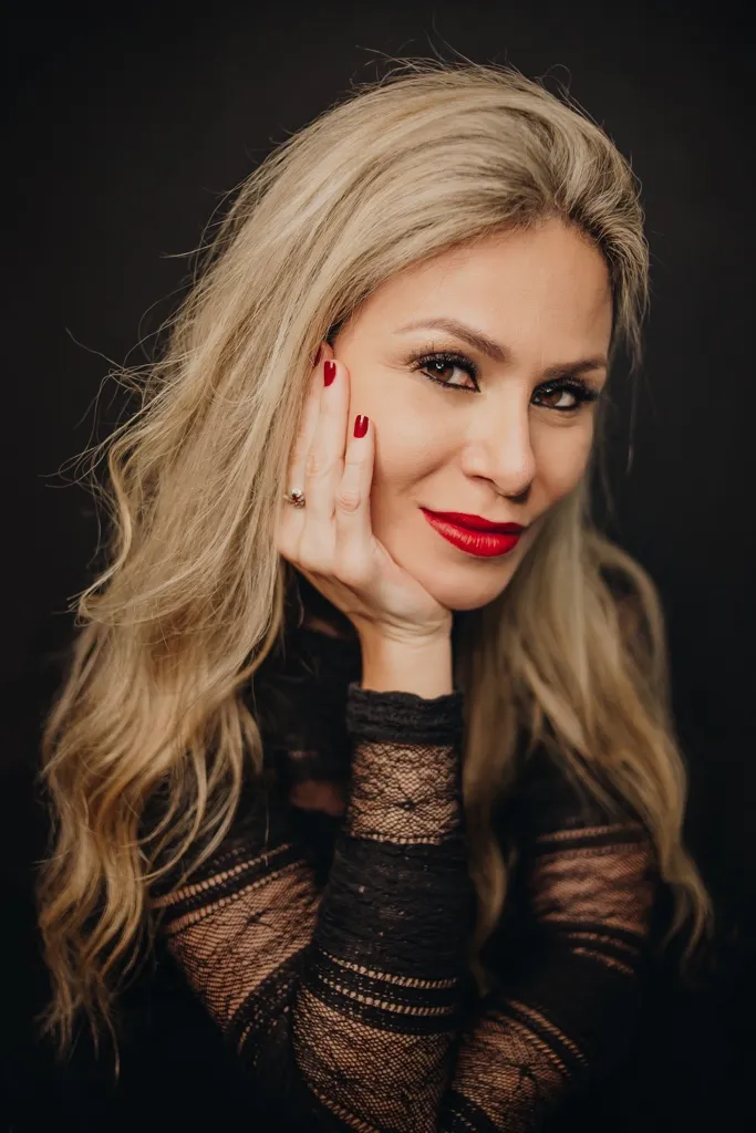 Dra. Caroline Camacho